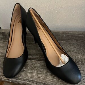 INC International Concepts Women's Classic Black Heels Laurenne